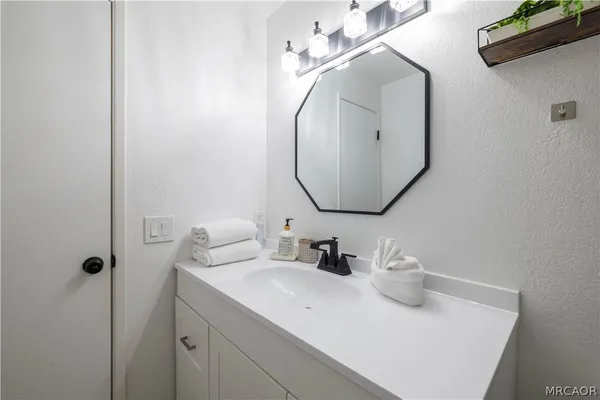 $469,900 | 41730 Brownie Lane, Unit 4, Big Bear Lake, CA 92315