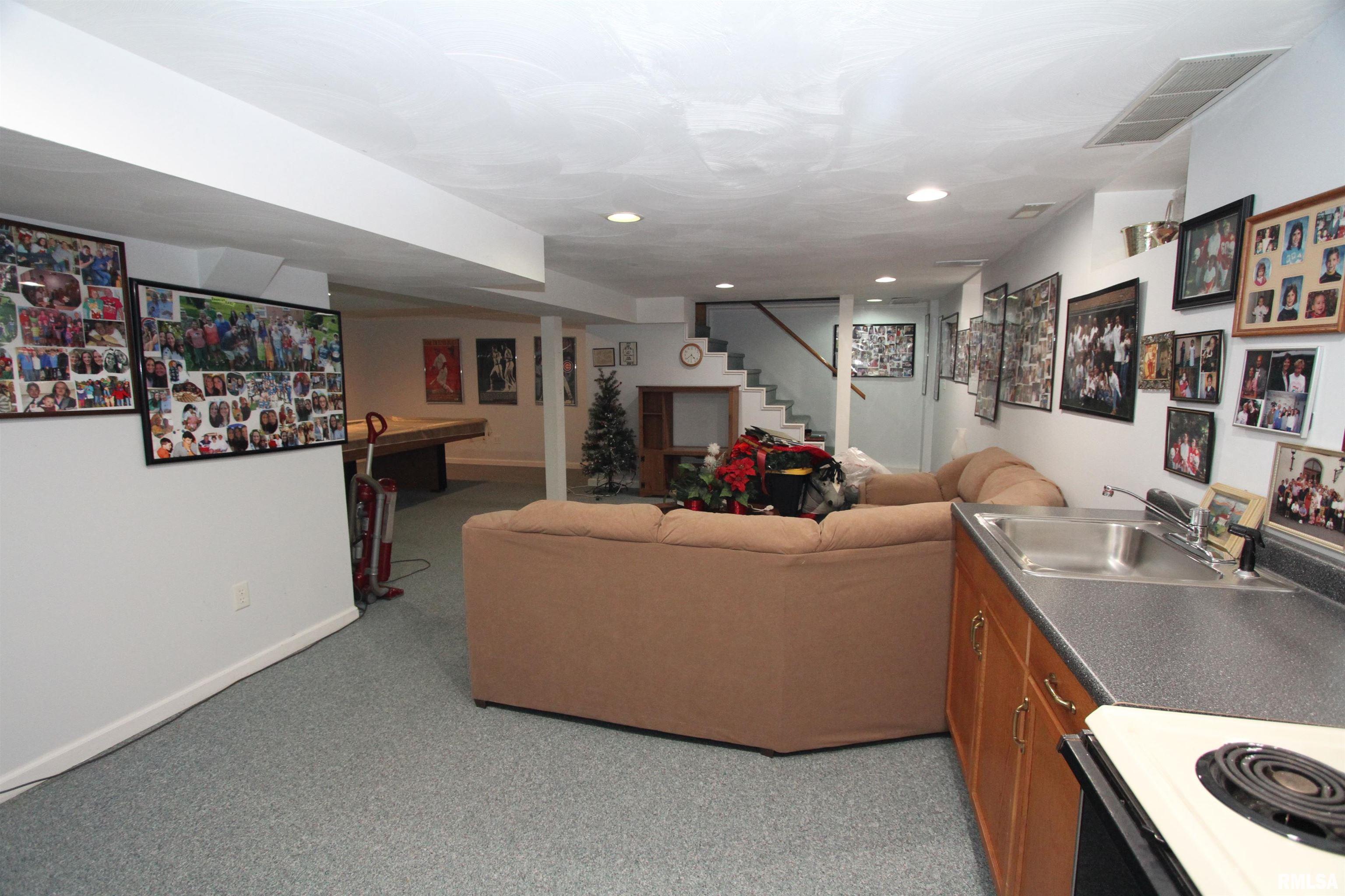 2121 South Lincoln Avenue Springfield, IL 62704 - Photo 20 of 29