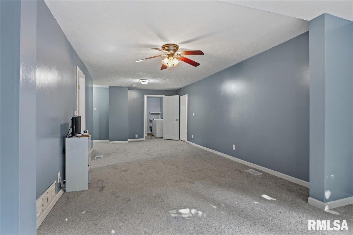 5771 North Cotton Hill Road Springfield, IL 62703 - Photo 5 of 35