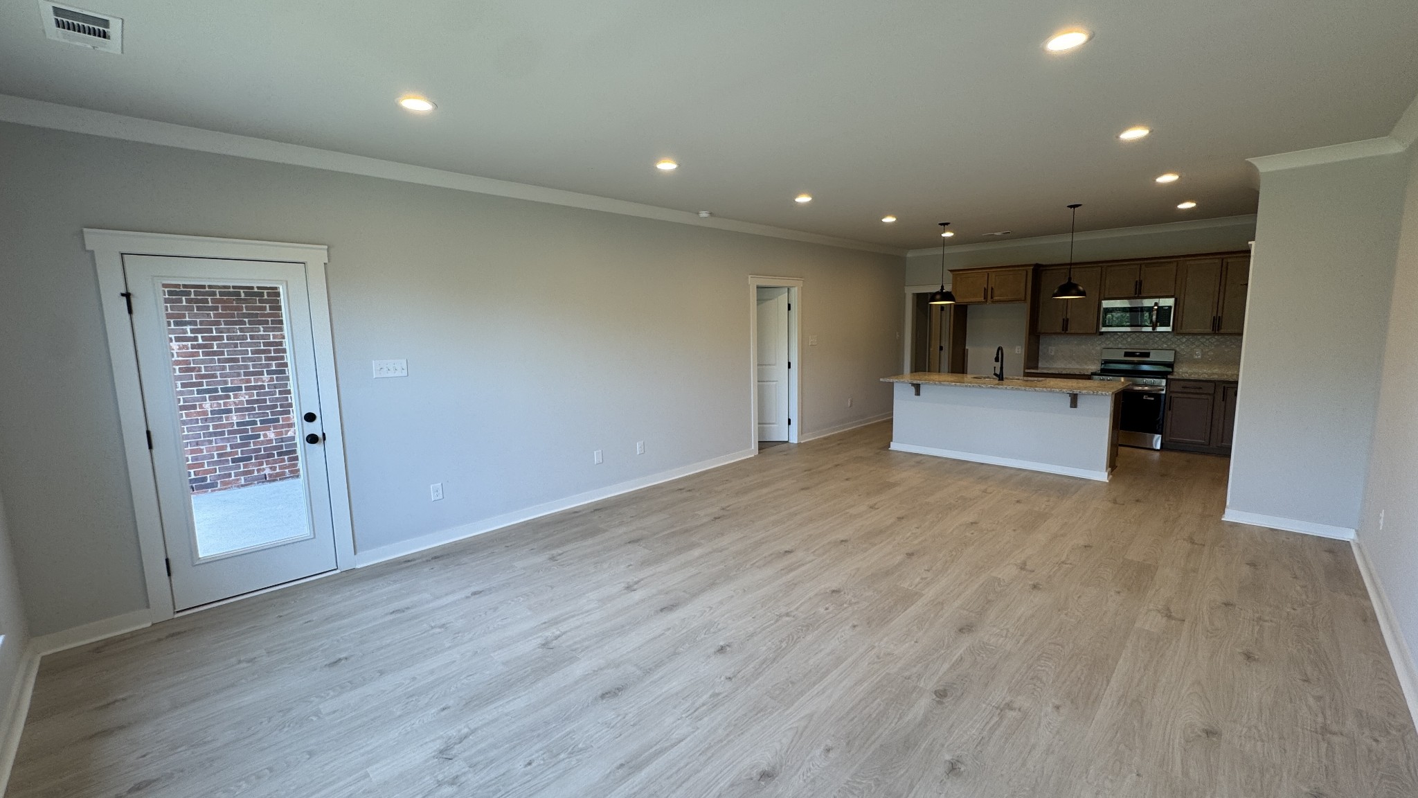 504 West Foxrun Springfield, TN 37172 - Photo 10 of 15