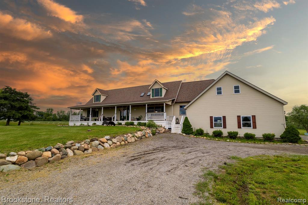 1580 Sperry Road Allenton, MI 48002 - Photo 2 of 39