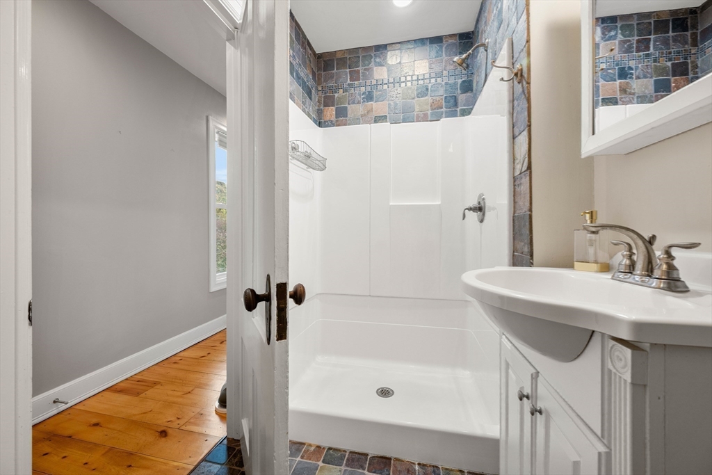 38 Rantoul Street, Unit 2 Beverly, MA 01915 - Photo 15 of 23 Gallery Image 15