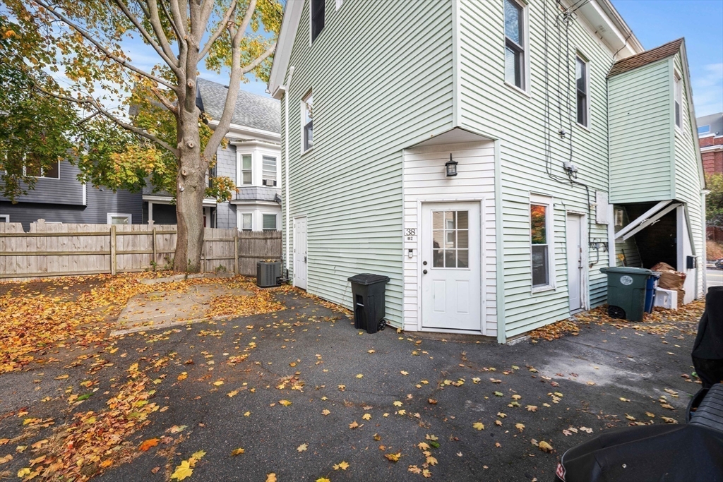 38 Rantoul Street, Unit 2 Beverly, MA 01915 - Photo 17 of 23 Gallery Image 17