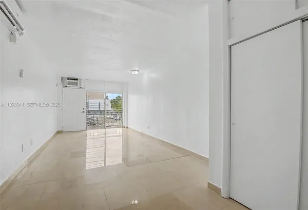 $1,600 | 1685 Jefferson Avenue, Unit 12, Miami Beach, FL 33139