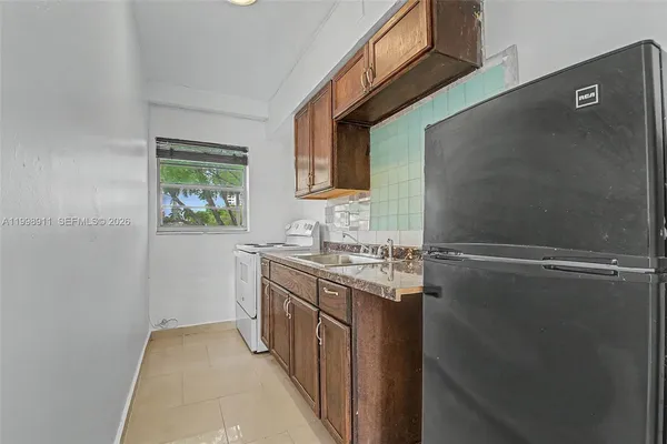 $1,600 | 1685 Jefferson Avenue, Unit 12, Miami Beach, FL 33139
