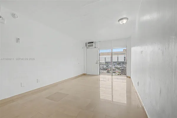 $1,600 | 1685 Jefferson Avenue, Unit 12, Miami Beach, FL 33139