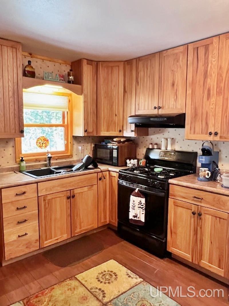 N18763 Short Cut Road Pembine, WI 54156 - Photo 4 of 29 Gallery Image 4