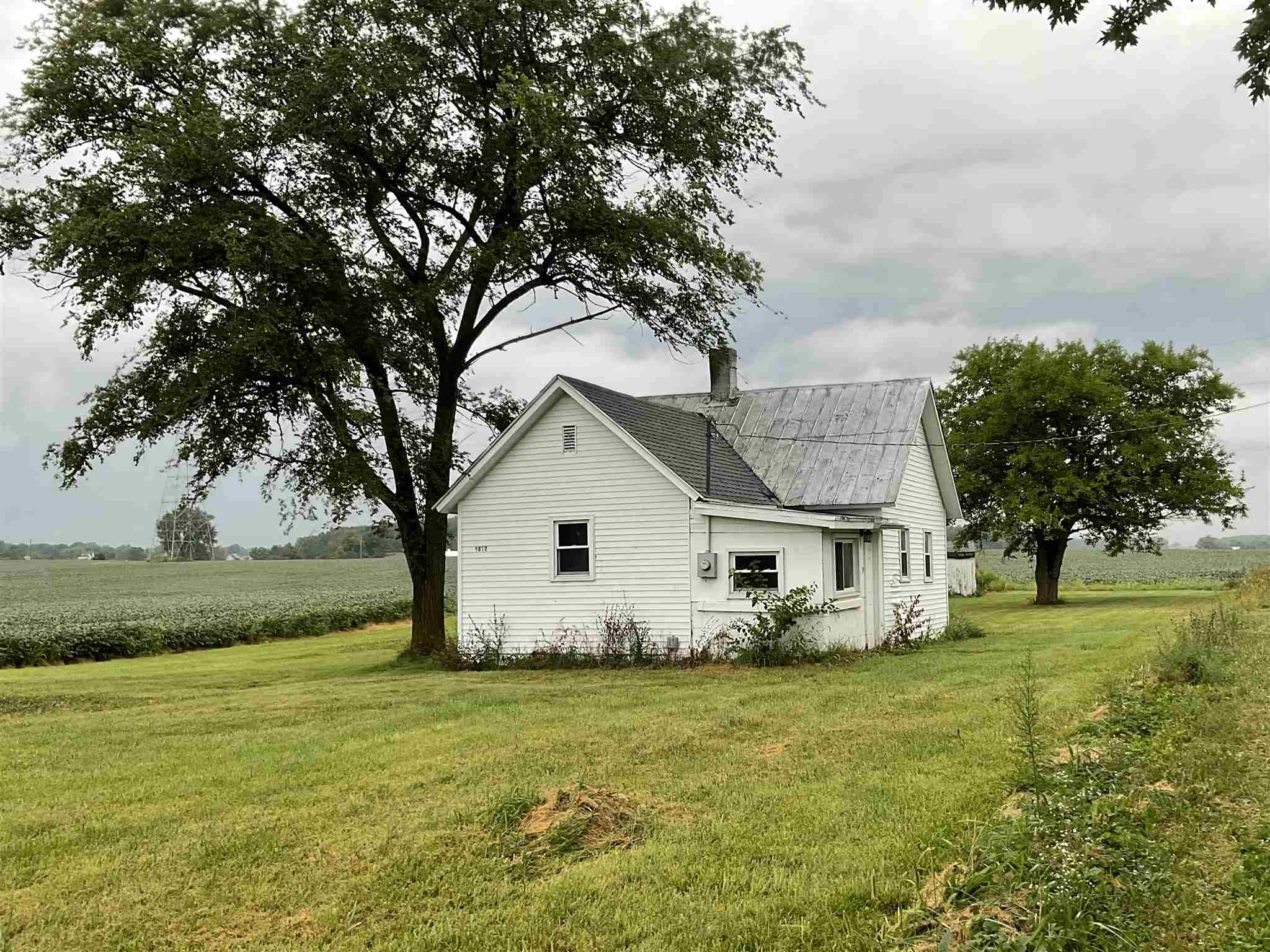 9812 Yoder Road Yoder, IN 46798 - Photo 2 of 6