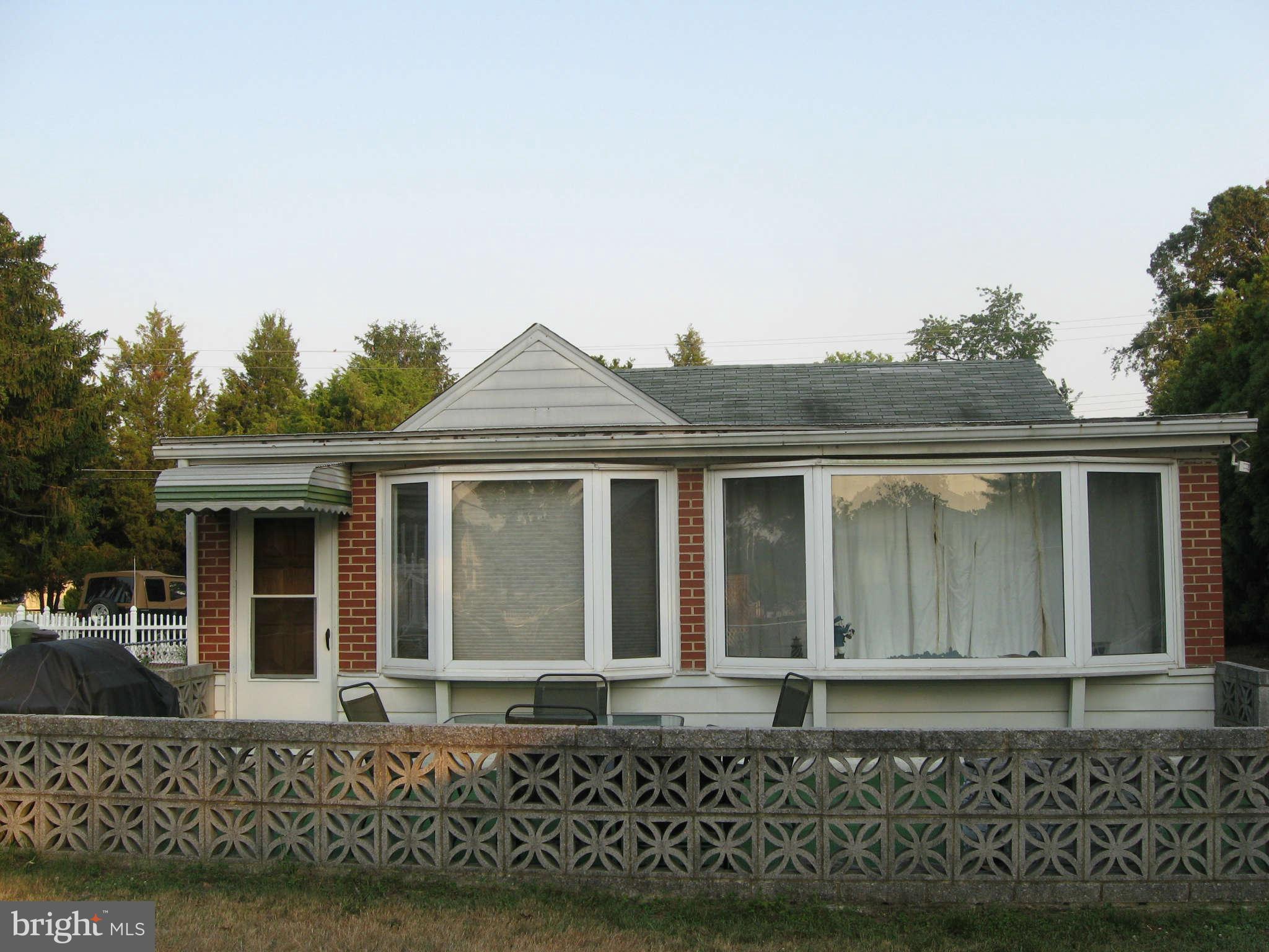 1992 Poplar Ridge Road Pasadena, MD 21122 - Photo 1 of 29 Exterior Front