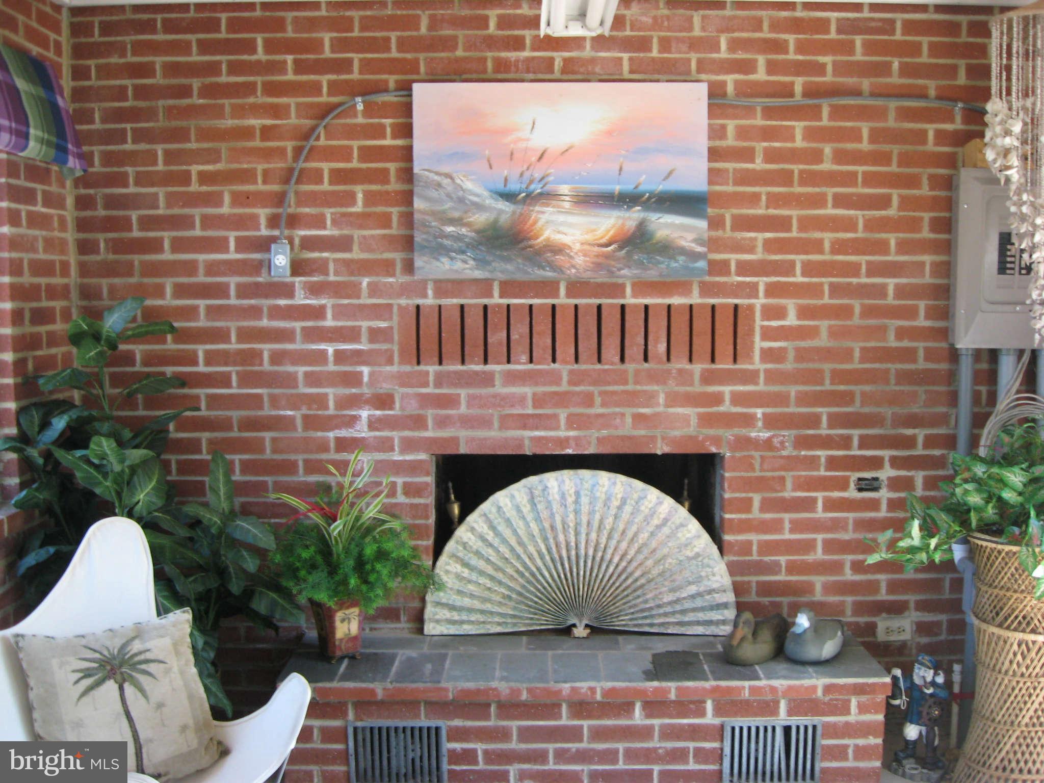 1992 Poplar Ridge Road Pasadena, MD 21122 - Photo 15 of 29 Interior General