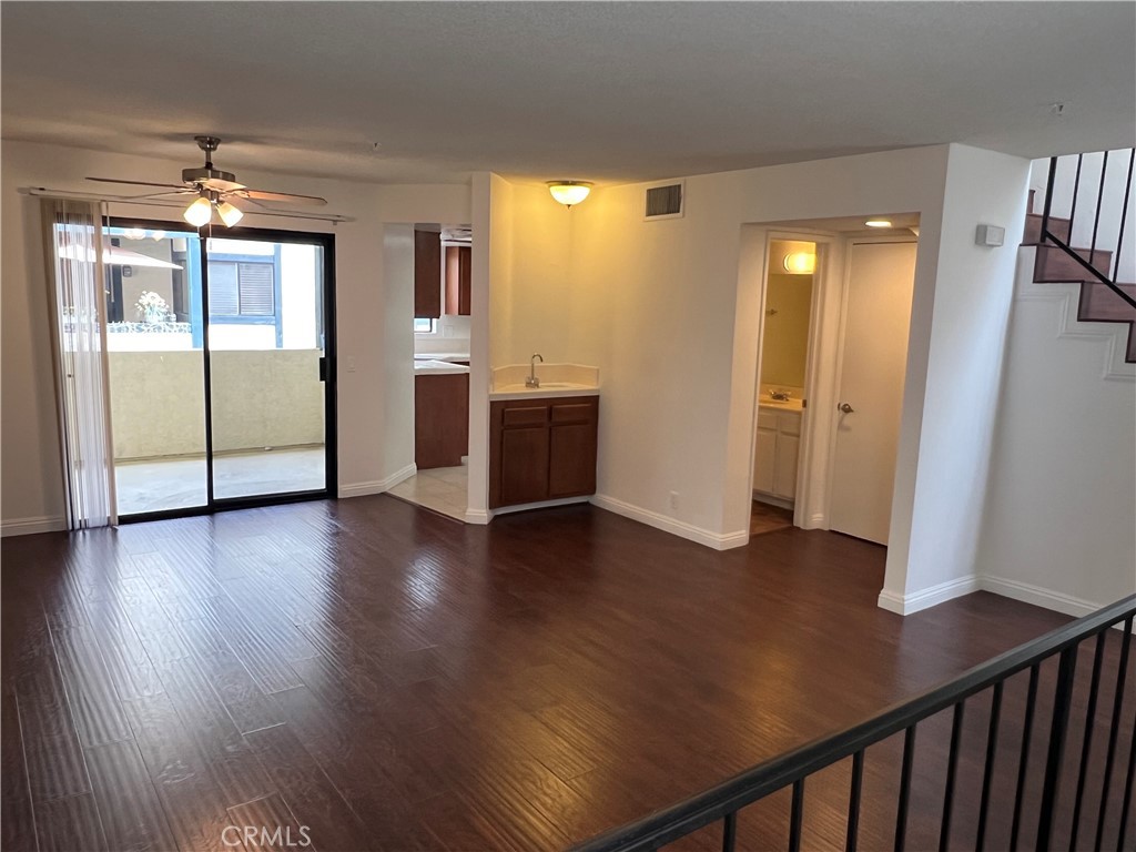 711 West Duarte Road, Unit D Monrovia, CA 91016 - Photo 3 of 15