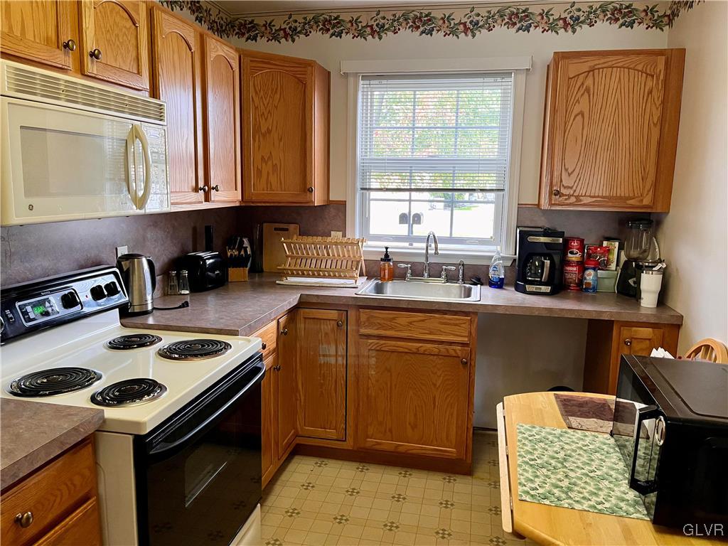 1380 Upstream Farm Road Easton, PA 18040 - Photo 3 of 24 Kitchen II