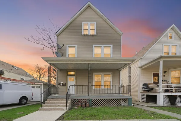 $624,999 | 3311 North Kostner Avenue, Chicago, IL 60641