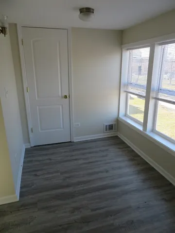 $1,475 | 118 North 12th Avenue, Unit 2, Melrose Park, IL 60160