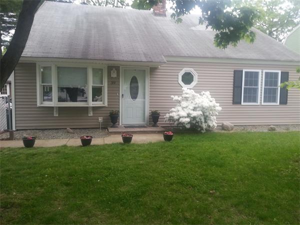 39 Wellesley Road Stoughton, MA 02072 - Photo 1 of 16 Gallery Image 1