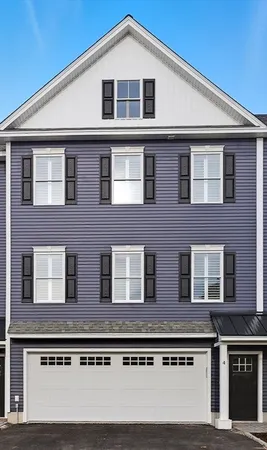 $699,900 | 40 Elise Avenue, Unit 20, Londonderry, NH 03053