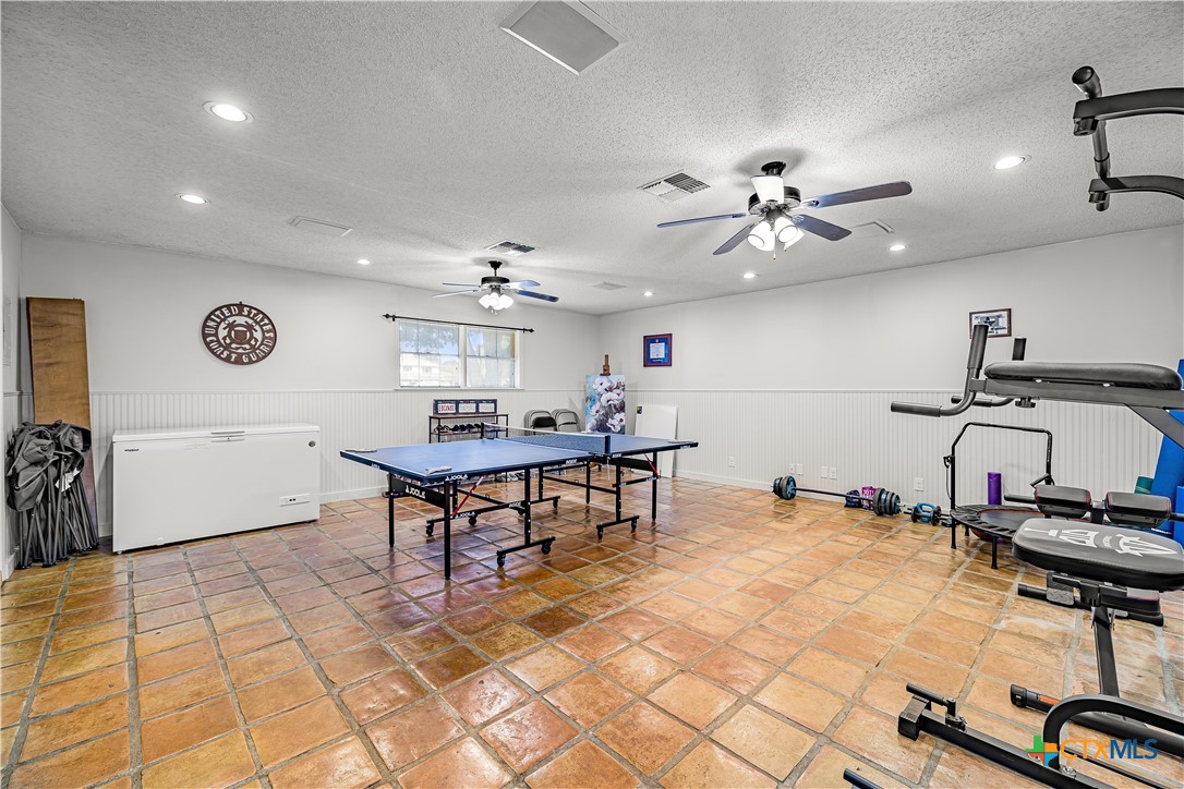 602 Bingham Road Victoria, TX 77904 - Photo 31 of 48