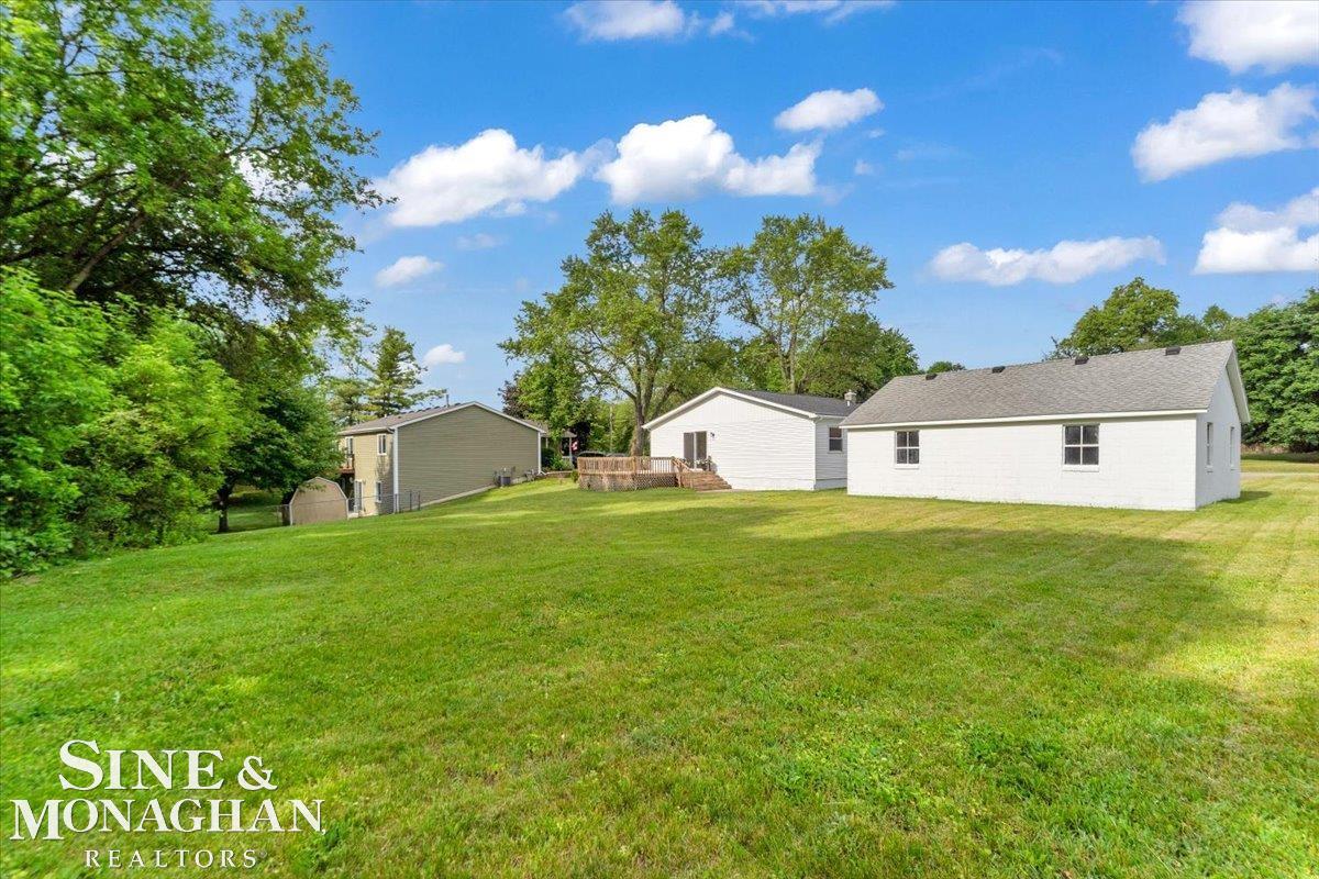985 Fairledge Street Lake Orion, MI 48362 - Photo 27 of 40 50210387-1709180c-0257-4360-affd-a78864b498ec.JPG