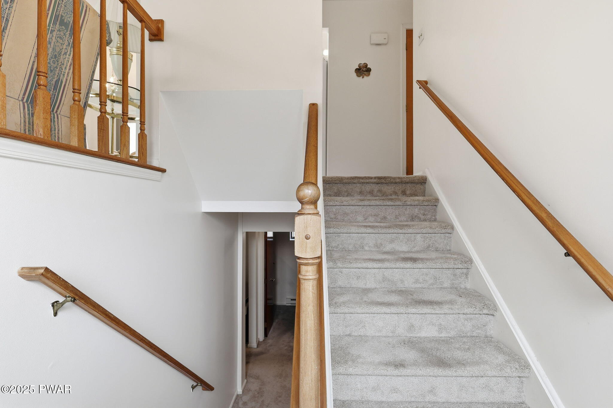 901 Goose Pond Road Lake Ariel, PA 18436 - Photo 6 of 54 Entry foyer