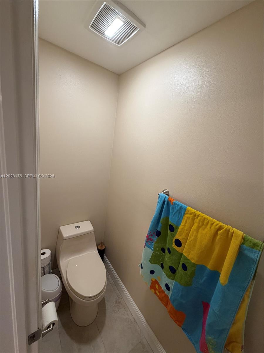 21719 Cromwell Circle Boca Raton, FL 33486 - Photo 48 of 85 MASTER BATHROOM