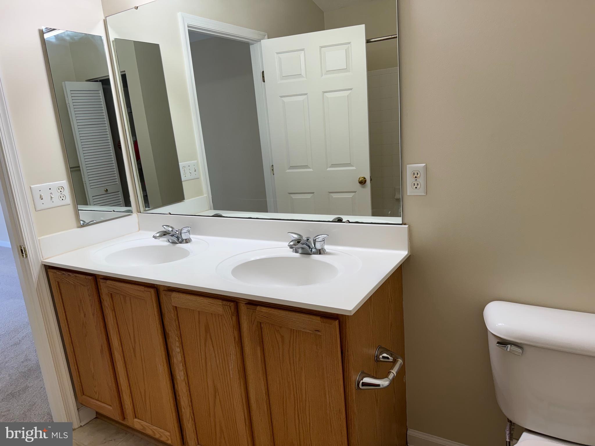 2429 Knapps Way Odenton, MD 21113 - Photo 19 of 27 Primary Bathroom