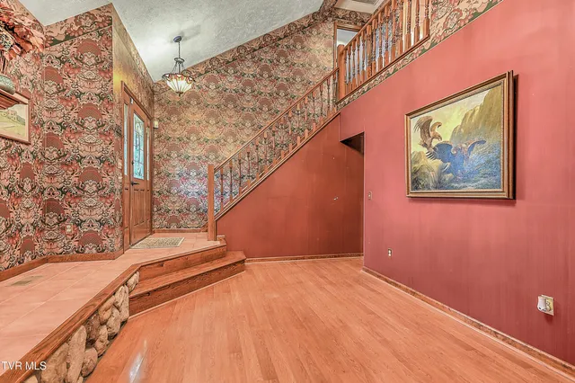 $680,000 | 5639 Mountain Road, Cedar Bluff, VA 24609