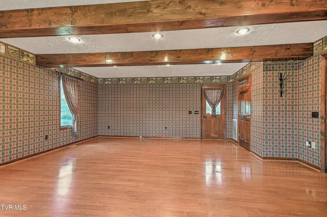 $680,000 | 5639 Mountain Road, Cedar Bluff, VA 24609