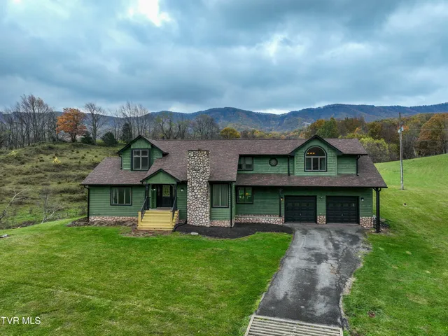 $680,000 | 5639 Mountain Road, Cedar Bluff, VA 24609