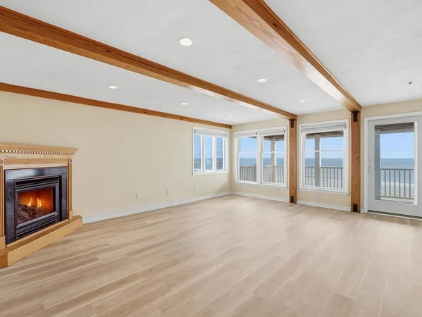 $700,000 | 178 North End Boulevard, Unit F, Salisbury, MA 01952
