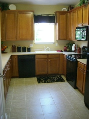 1 Swade Way Greer, SC 29650 - Photo 4 of 8 Gallery Image 4