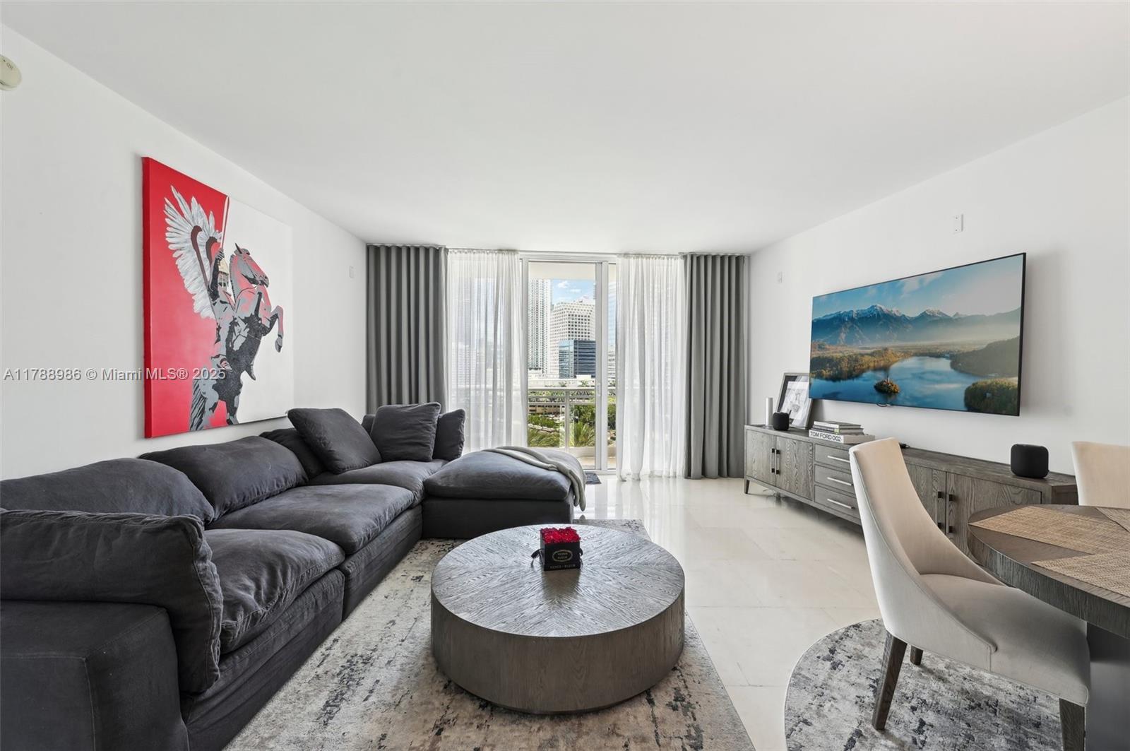 901 Brickell Key Boulevard, Unit 1009 Miami, FL 33131 - Photo 5 of 28