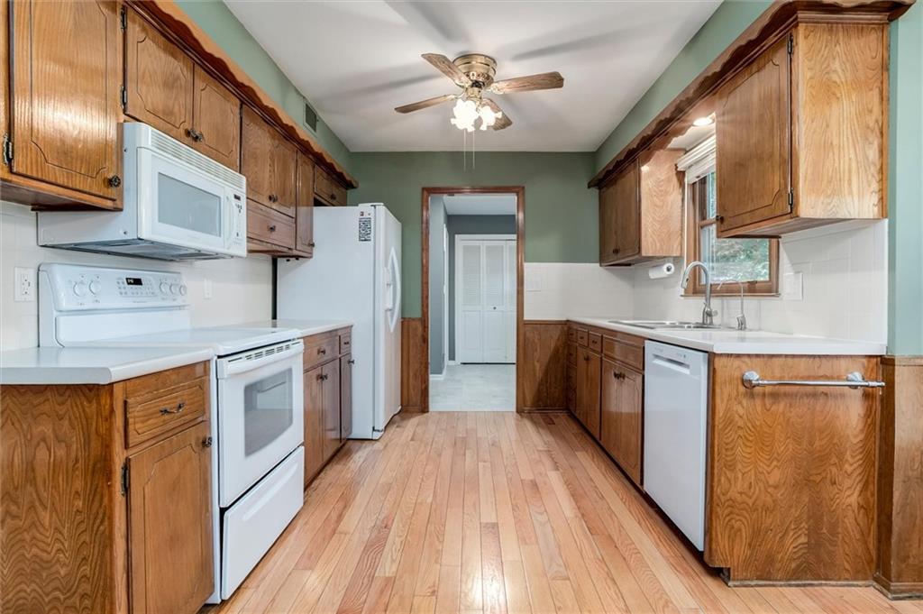 1016 South Stratford Road Olathe, KS 66062 - Photo 11 of 30
