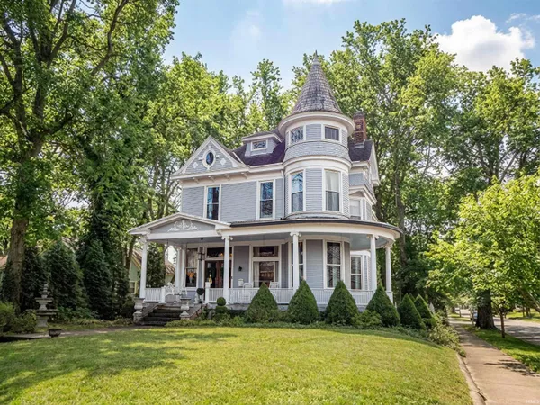 $525,000 | 1403 Southeast 2nd Street, Evansville, IN 47713