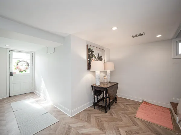 $525,000 | 1403 Southeast 2nd Street, Evansville, IN 47713