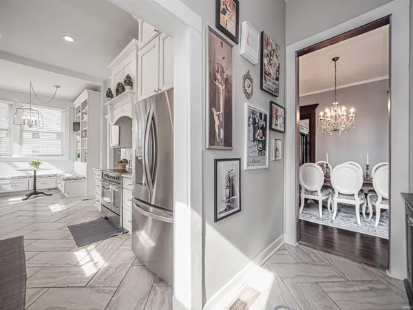 $525,000 | 1403 Southeast 2nd Street, Evansville, IN 47713