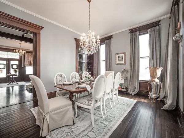 $499,000 | 1403 Southeast 2nd Street, Evansville, IN 47713