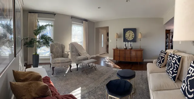 $628,000 | 309 Carriage Hill Road, Naperville, IL 60565