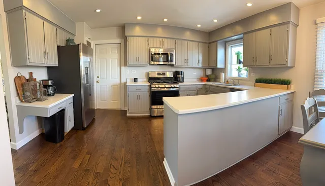 $628,000 | 309 Carriage Hill Road, Naperville, IL 60565