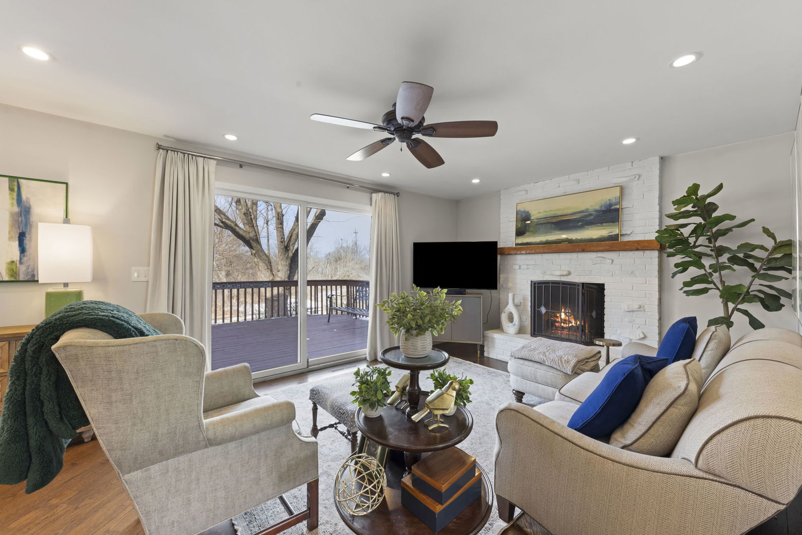 309 Carriage Hill Road Naperville, IL 60565 - Photo 10 of 31