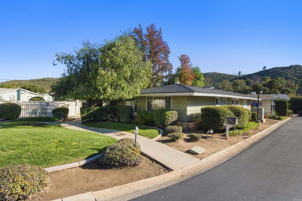 3505 Alpine Boulevard, Unit SPC 46 Alpine, CA 91901 - Photo 41 of 47