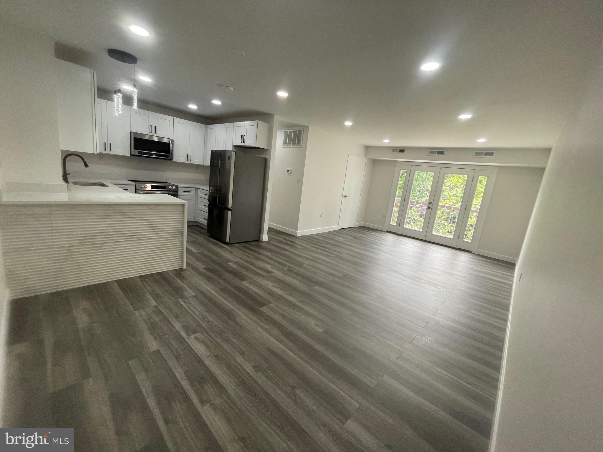 3811 Swann Road, Unit 202 Suitland, MD 20746 - Photo 36 of 38