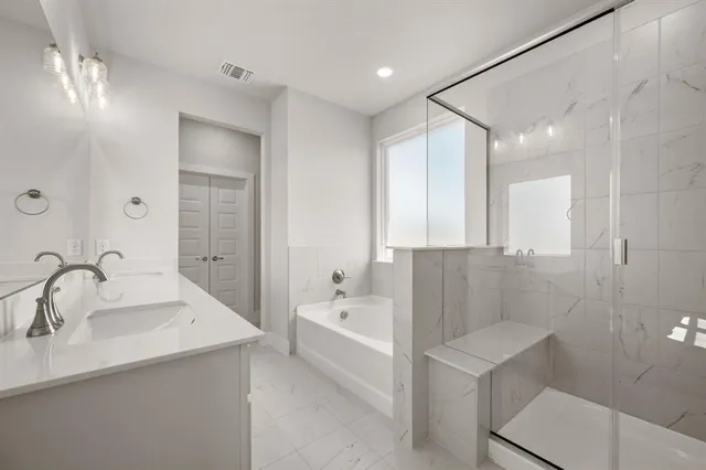 $420,000 | 106 Brush Crk Drive, Boyd, TX 76023