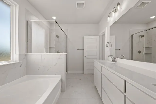 $420,000 | 106 Brush Crk Drive, Boyd, TX 76023