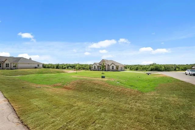 $420,000 | 106 Brush Crk Drive, Boyd, TX 76023