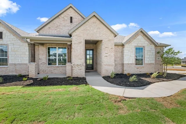 $420,000 | 106 Brush Crk Drive, Boyd, TX 76023