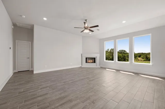 $420,000 | 106 Brush Crk Drive, Boyd, TX 76023