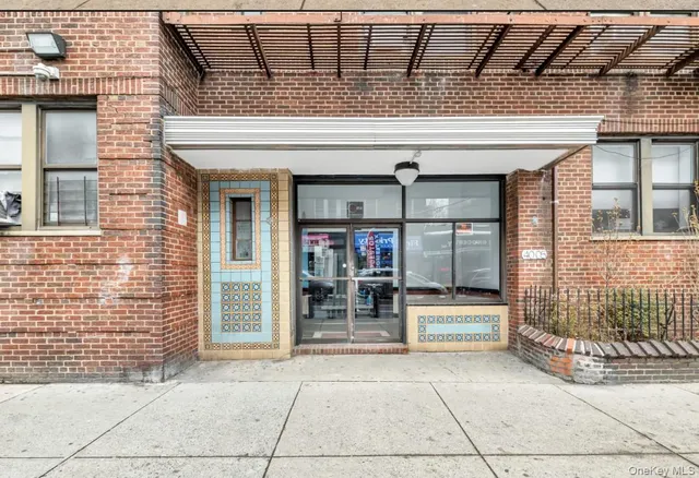 $249,000 | 40-05 Ithaca Street, Unit 6D | Elmhurst