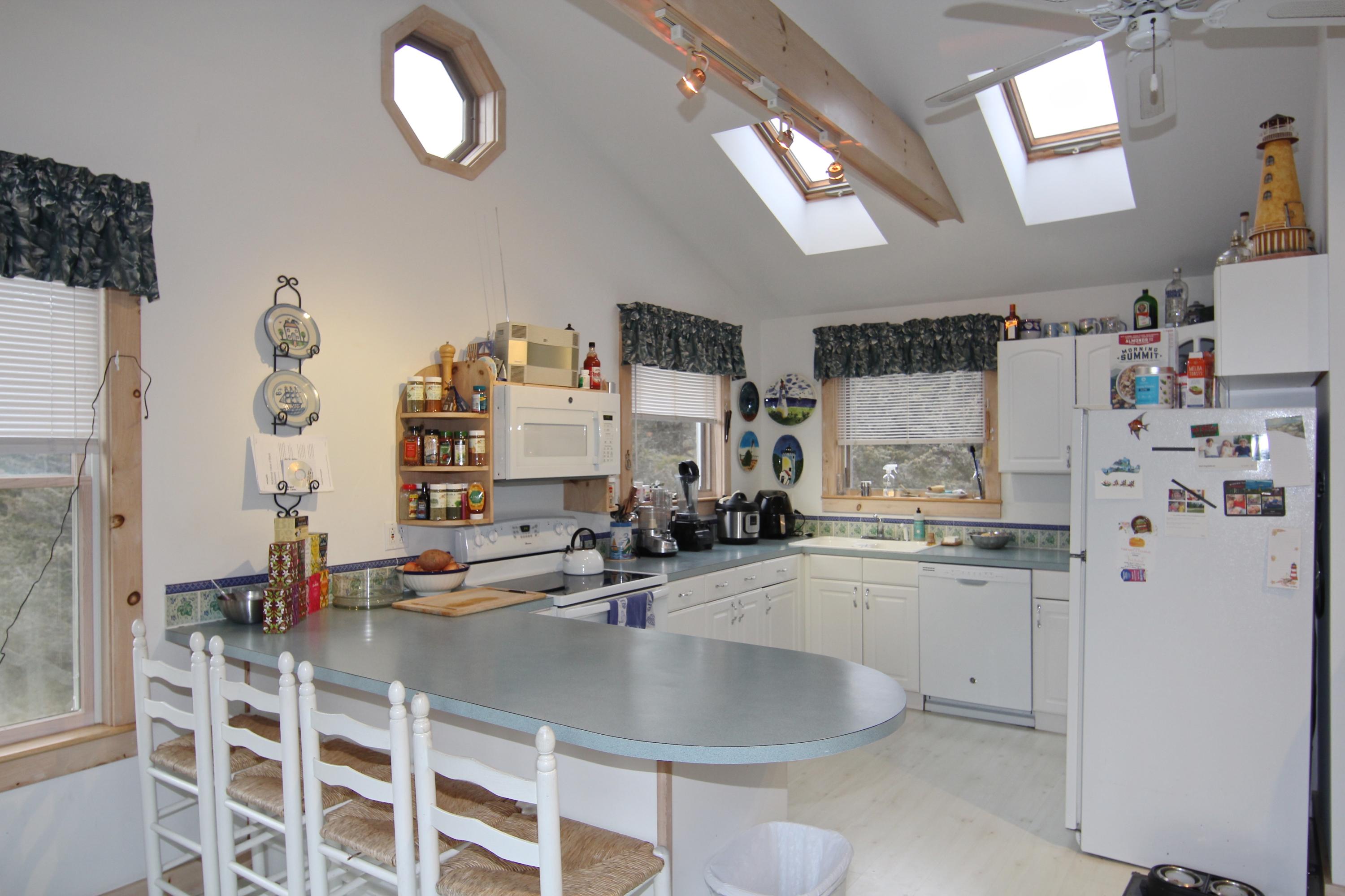 26 Crackatuxet Road Edgartown, MA 02539 - Photo 4 of 27 RSJ26_2