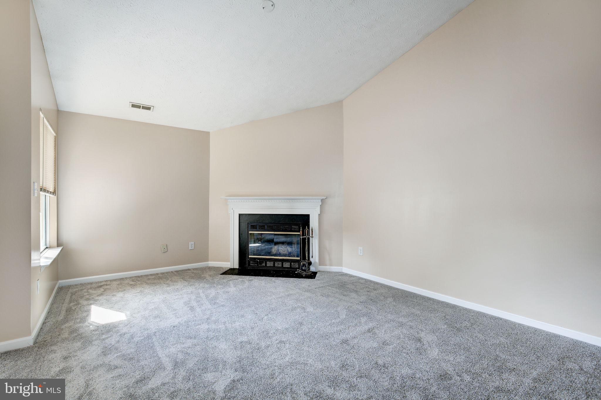 2106 Whitehall Road, Unit 2D Frederick, MD 21702 - Photo 5 of 37