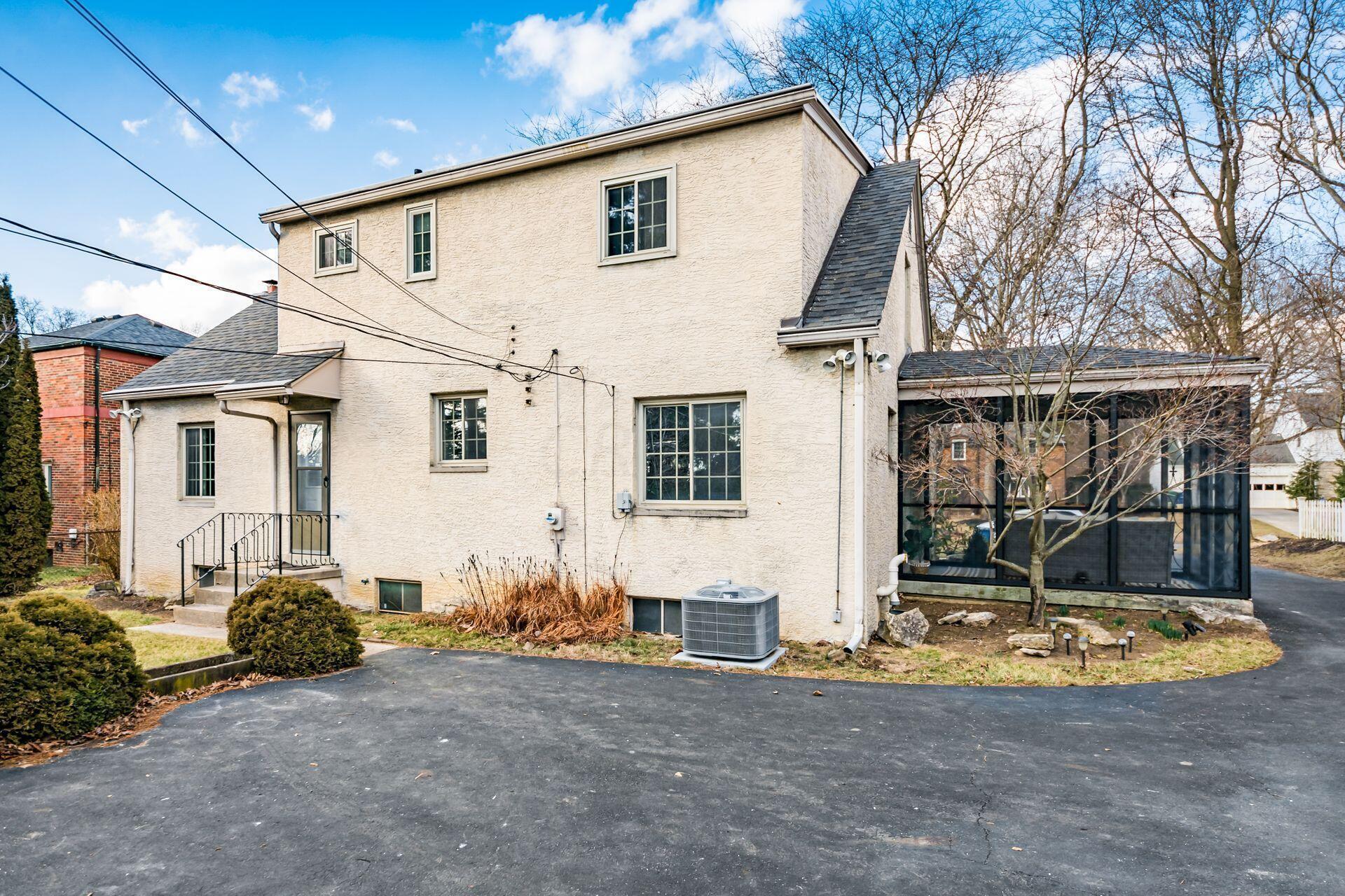 147 West Cooke Road Columbus, OH 43214 - Photo 57 of 57 060_cf4_L 147 W Cooke Rd131-2